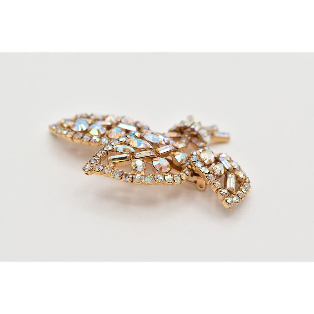 Vintage Crystal Leaf Pin Brooch Aurora Borealis Rhinestone Baguette Gold BinAL - Picture 8 of 12